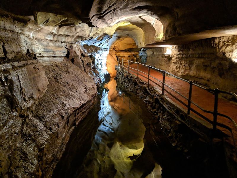 Howe Caverns - Howes Cave, Schoharie County