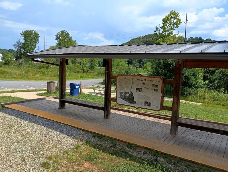 Craggy Mountain Line – Woodfin