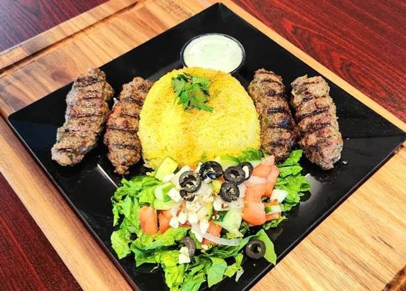 Mo'z Mediterranean Grill
