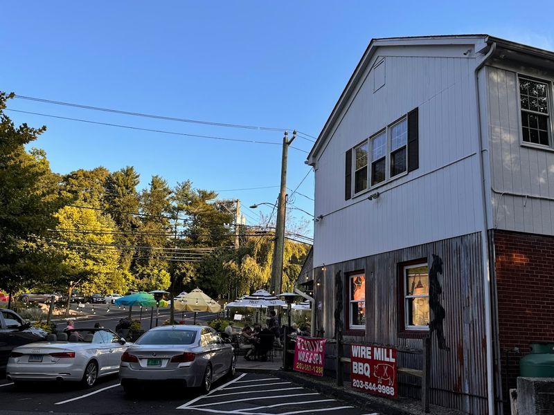 Wire Mill Saloon & Barbeque - Redding