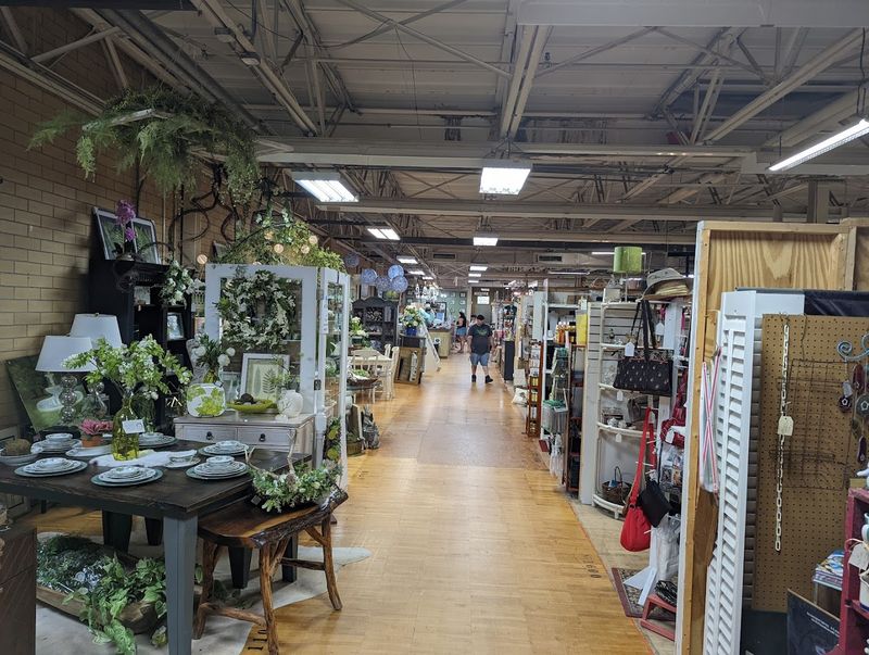 Palmetto Peddlers Antiques Mall