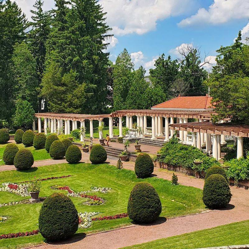 Sonnenberg Gardens & Mansion State Historic Park