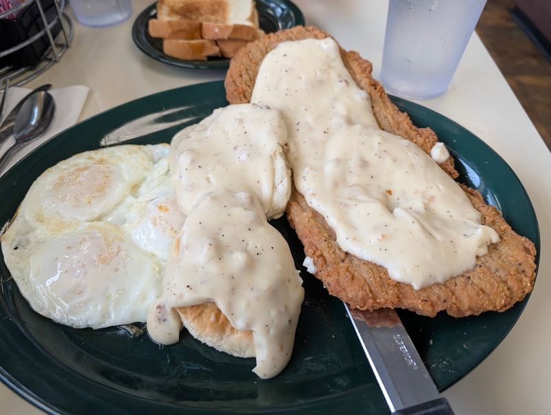 The Chicken Fried Steak That Keeps People Coming Back