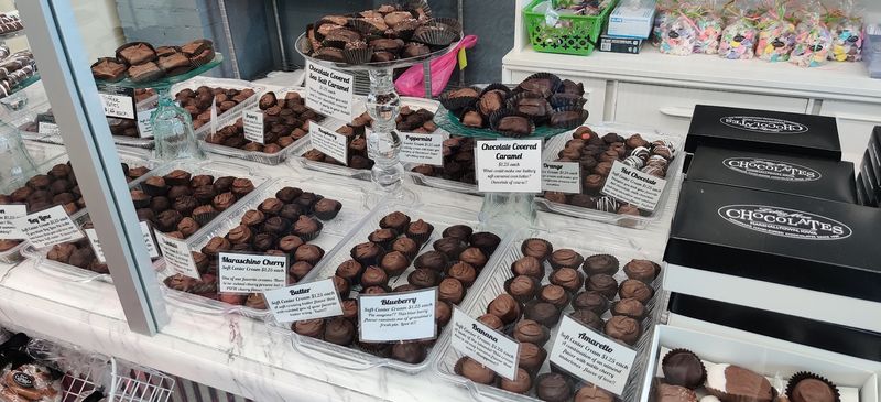 Lillie Mae Chocolates - Marshalltown, Marshall County