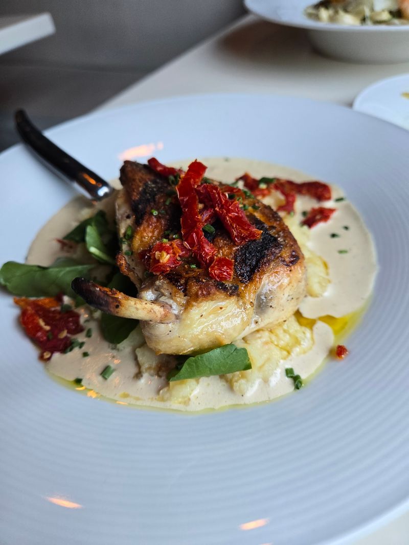 L'Albatros Brasserie, Cleveland, Cuyahoga County