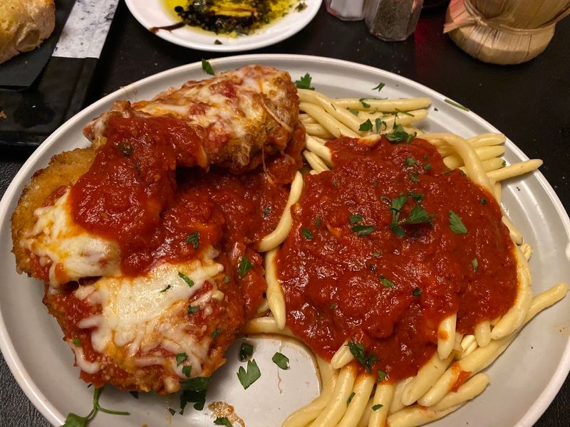 Giannoulas Restaurant, Cohoes, Albany County