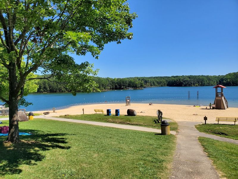 Smith Mountain Lake - Huddleston / Moneta