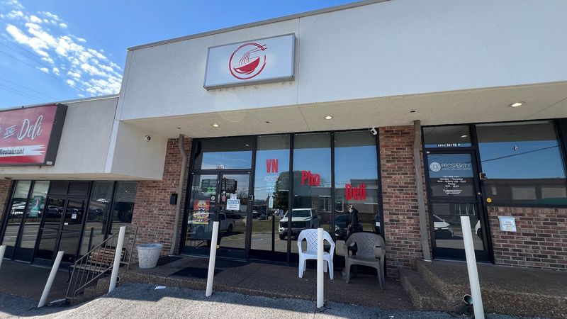 Nashville, Tennessee — VN Pho & Deli