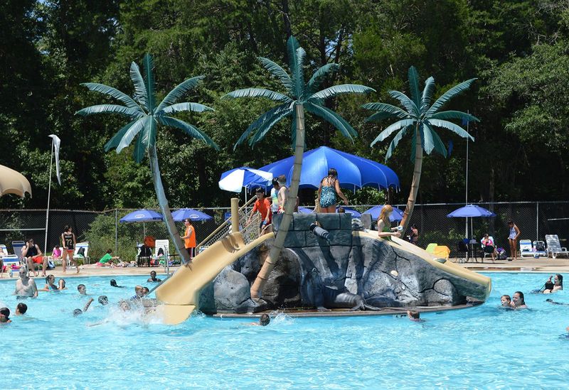 Atlantis Waterpark - Centreville