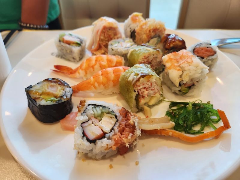 Golden Apple Buffet - Cedar Rapids