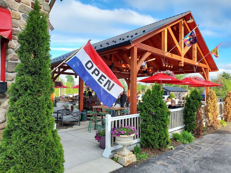 Red Osier Landmark Restaurant, Stafford, Genesee County