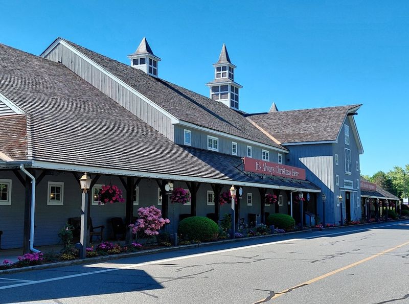 Yankee Candle Village (South Deerfield)