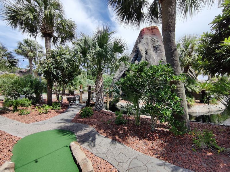 Hawaiian Rumble Golf & Batting Cages