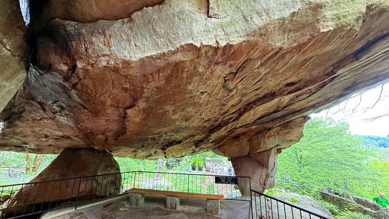 Rock City Gardens - Lookout Mountain, Walker County