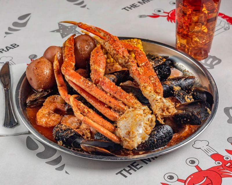 New Grand Buffet & The Mighty Crab - Long Island City, NY