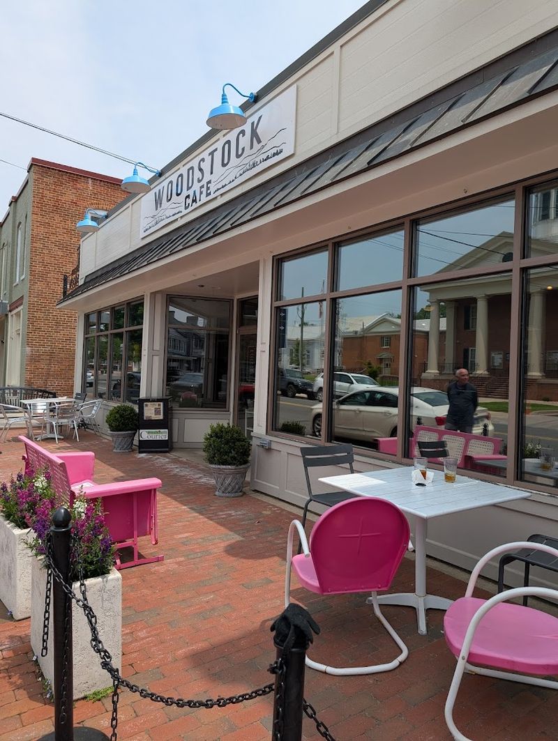 Woodstock Caf&eacute; - Woodstock