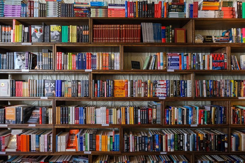 Bent Oak Books - Fort Madison, Lee County