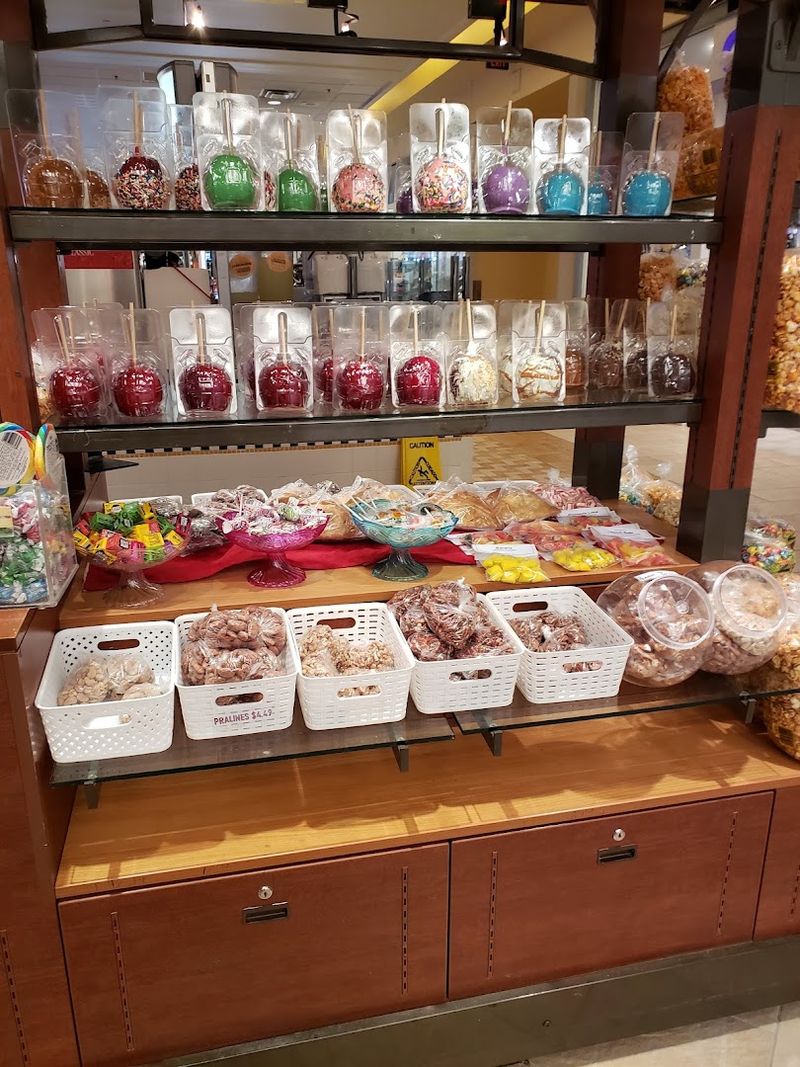 C's Candy Apples & Sweet Treats &mdash; Chesapeake