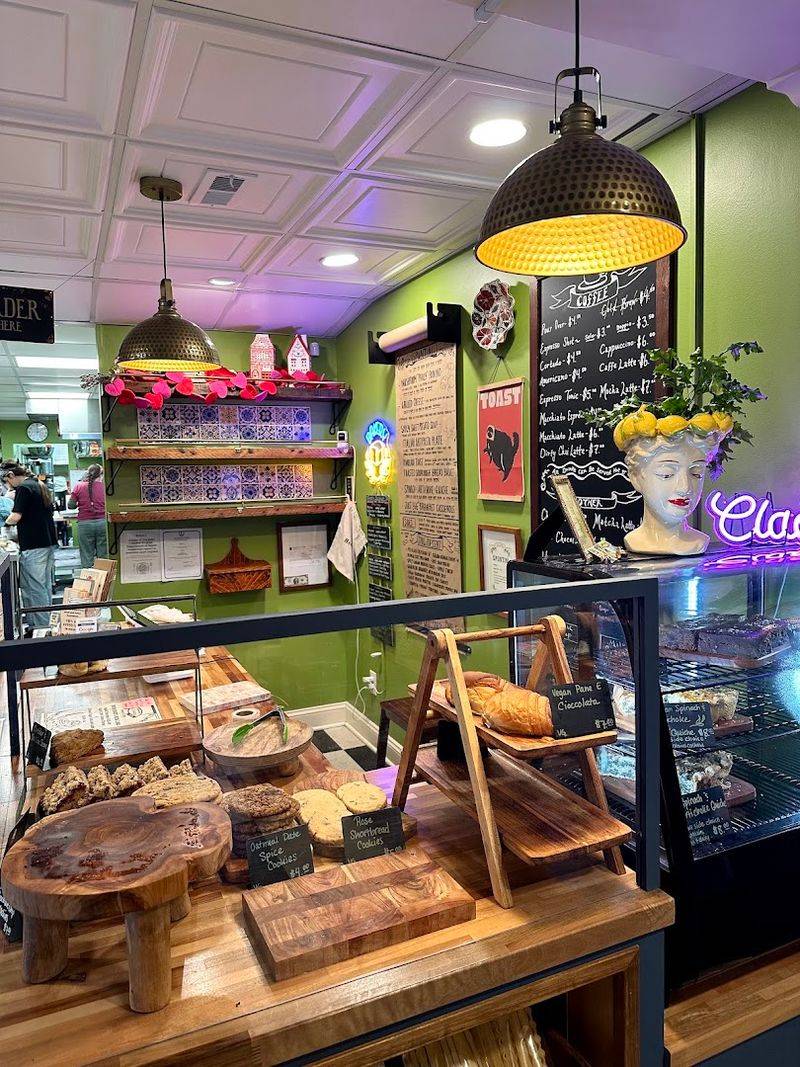 Spuntini Bakery - Newport News
