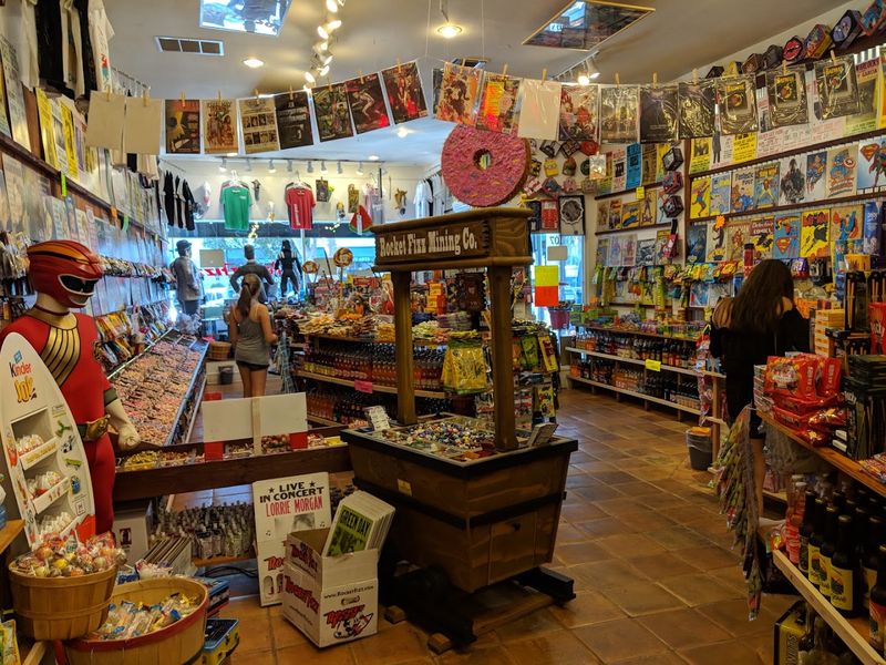 Rocket Fizz Soda Pop & Candy Shop &ndash; San Clemente