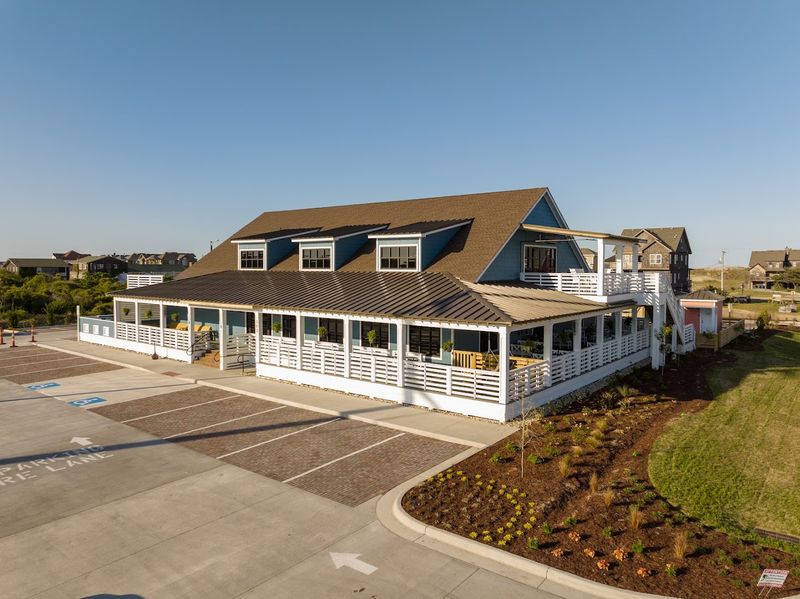 Blue Moon Beach Grill — Nags Head