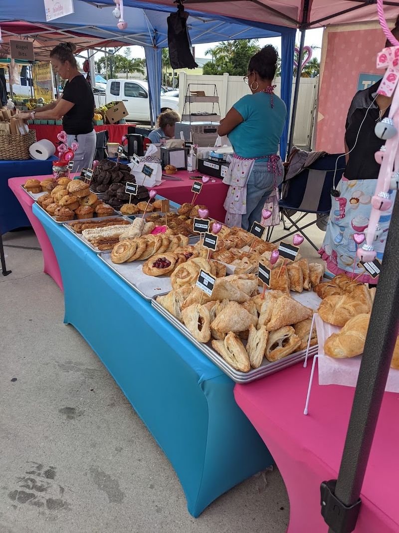 Cape Coral Farmers Market (Cape Coral)