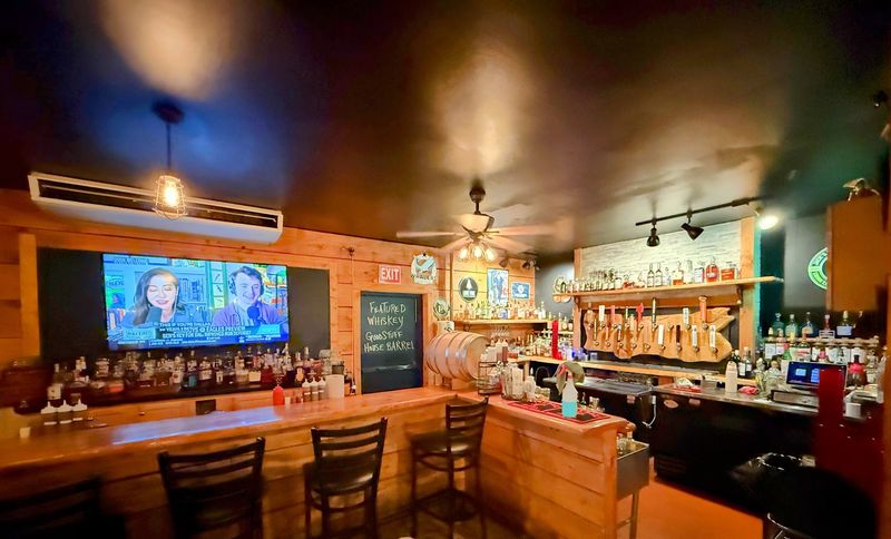 Atmosphere, Service, and Community Feel
