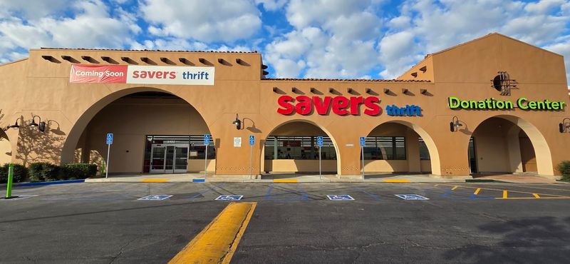 Savers &mdash; Orange