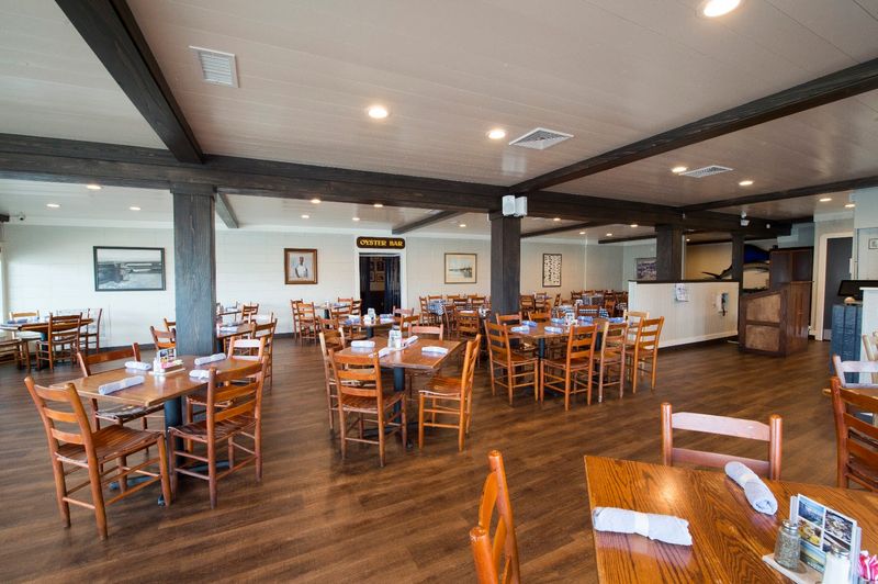 Hudson's Seafood House On The Docks (Hilton Head Island)