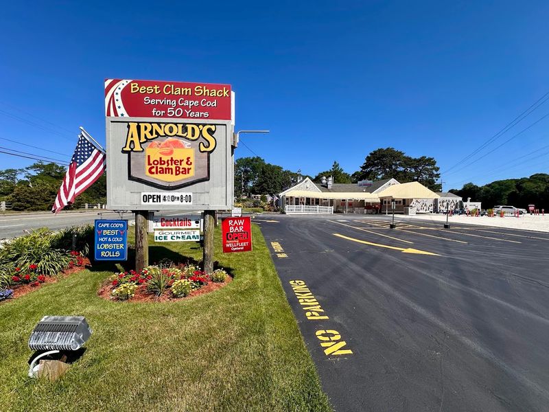 Arnold's Lobster & Clam Bar - Eastham