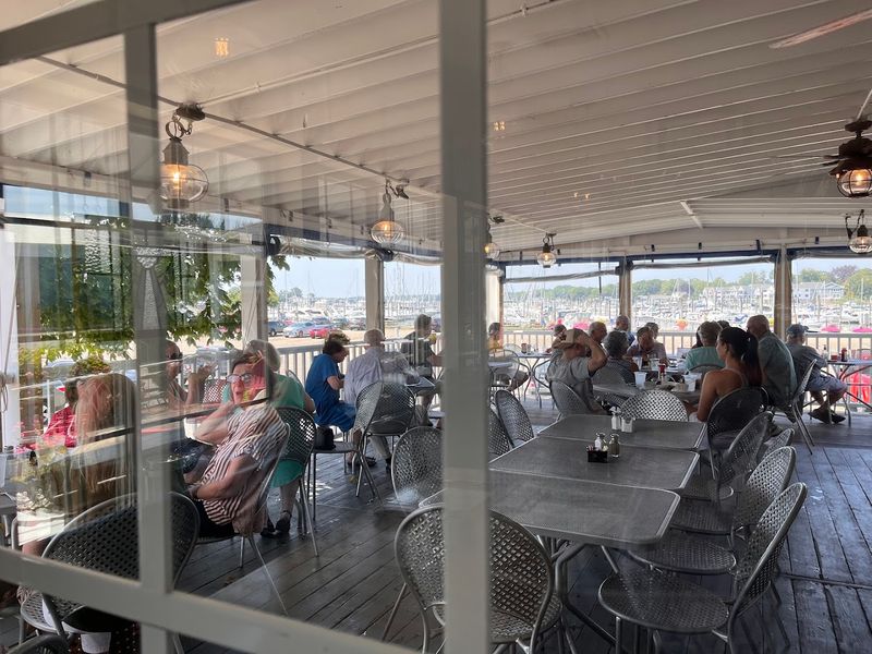 Dockside Seafood & Grill