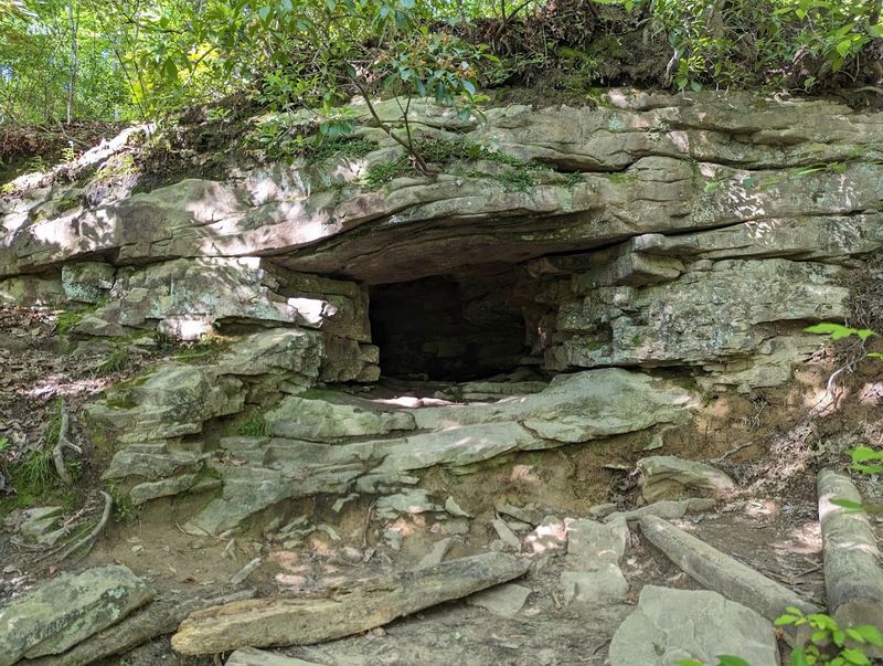 Cloudland Canyon Cave - Rising Fawn, Dade County
