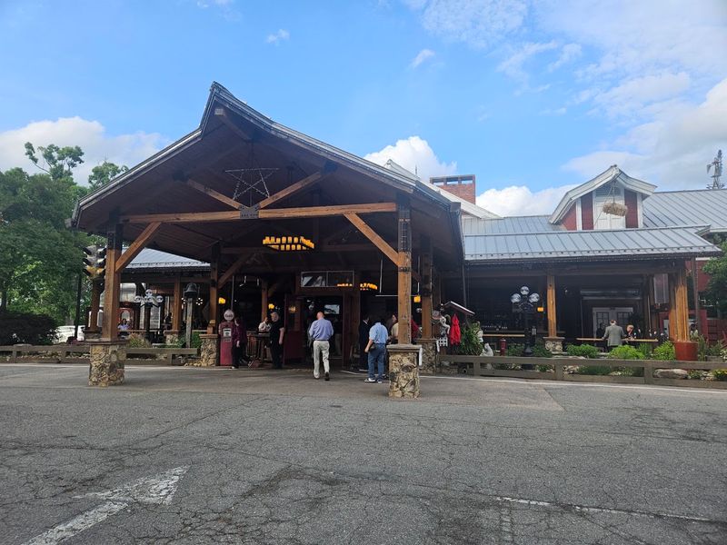 The Angus Barn – Raleigh