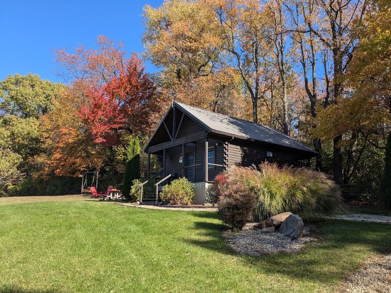 Sunset Ridge Log Cabins