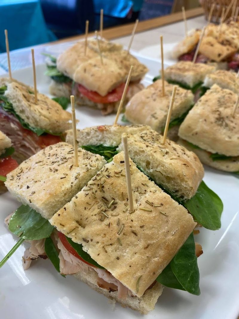 Pembroke Bakery & Deli - Virginia Beach
