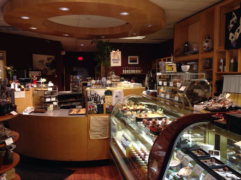 Chocolate Springs Caf&eacute; (Lenox)