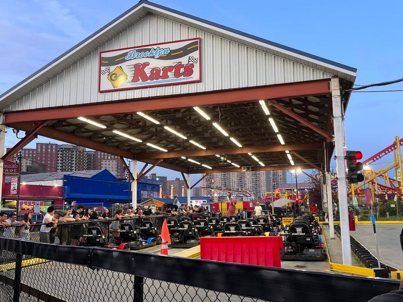 Brooklyn Go Karts & Miniature Golf - Brooklyn