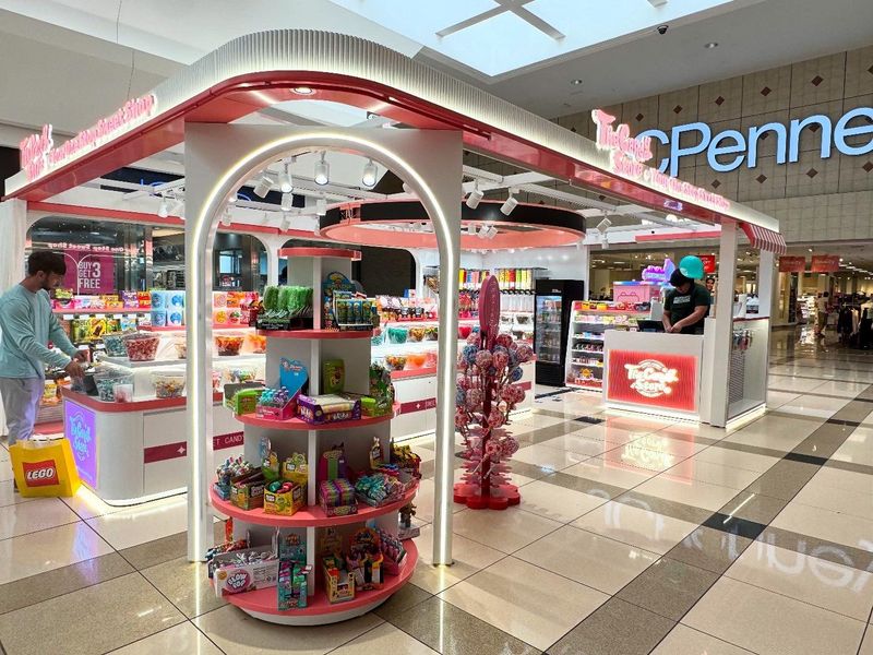 The Candy Store – Kentwood