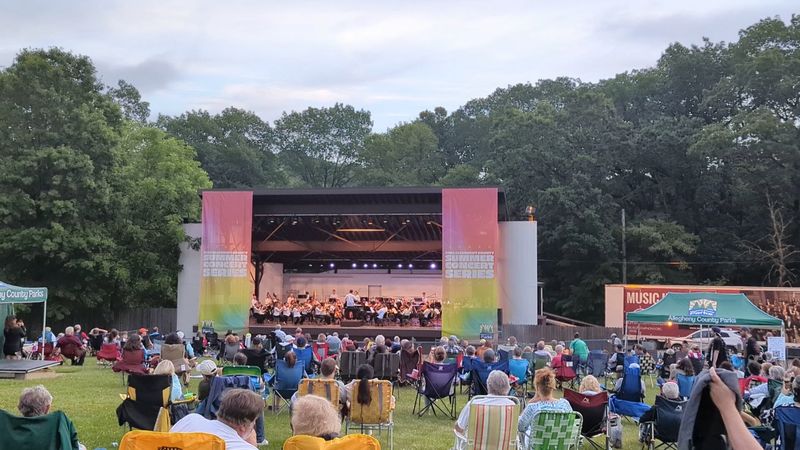 Summer Concert Series at Hartwood Acres Amphitheater &mdash; Allison Park (Allegheny County)