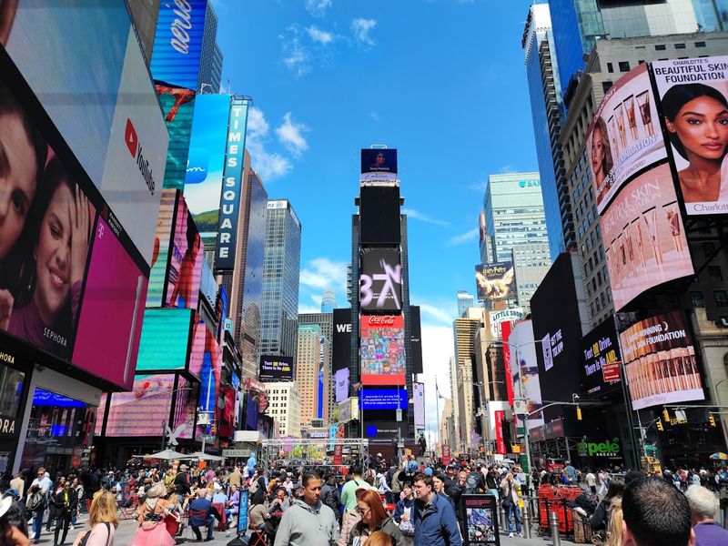TSQ LIVE - Times Square, New York City