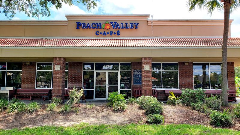 Peach Valley Caf&eacute; - Gainesville