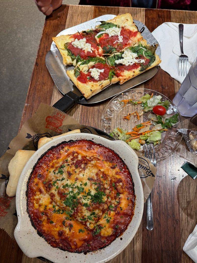 Buddy’s Pizza