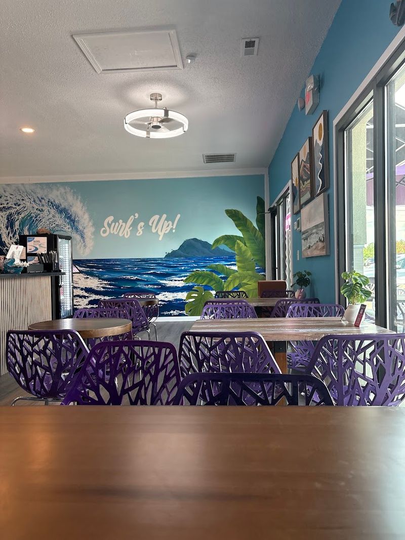 Surfs Up Acai Bowls - Lexington