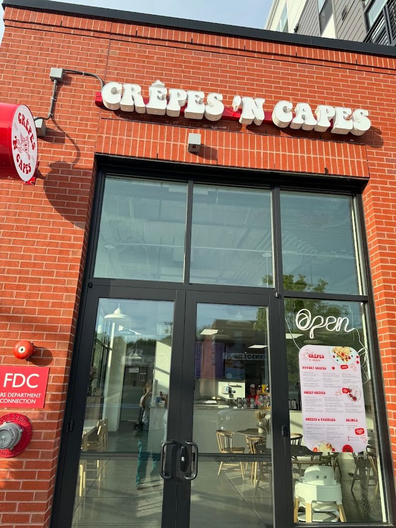 Cr&ecirc;pes 'n Capes &ndash; Weymouth