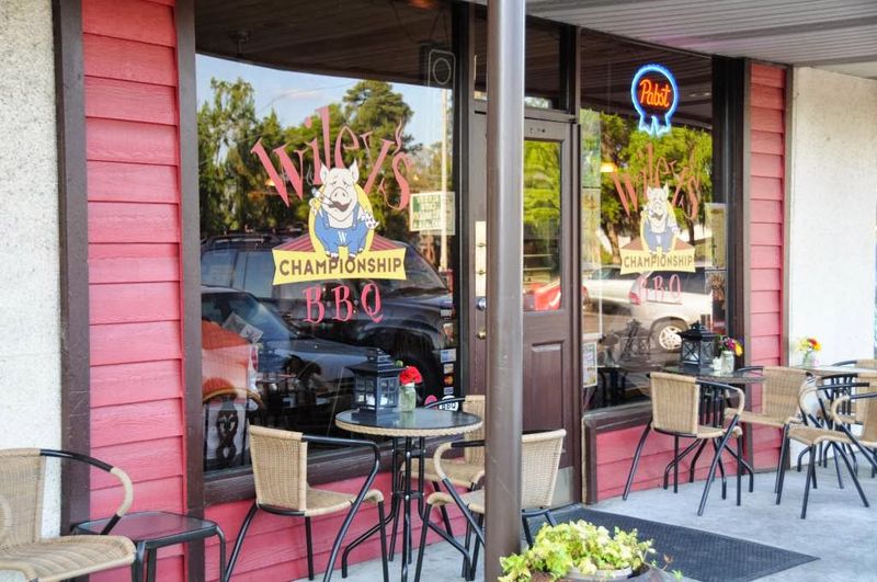 Wiley's Championship BBQ - Savannah
