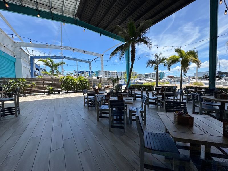 Tiki Docks Skyway
