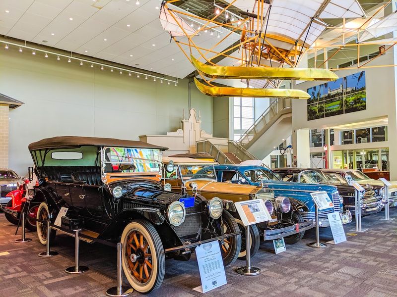 Elliott Museum