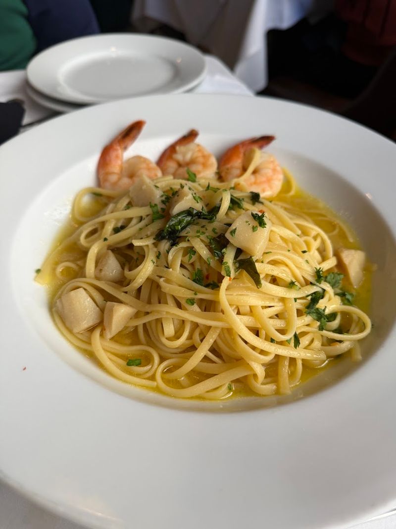 Cafe Mezzanotte — Wilmington