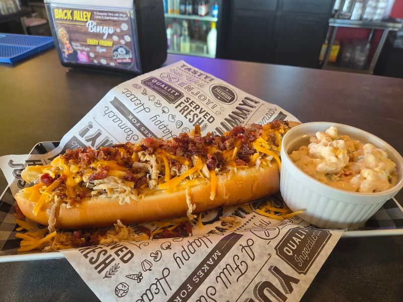 Daisy's Dog House - Ames