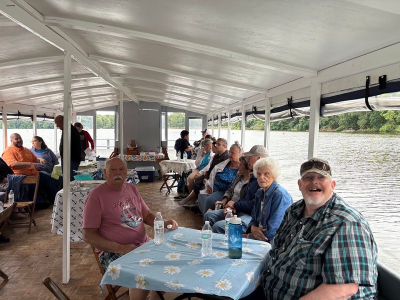 Portage Lakes Cruises
